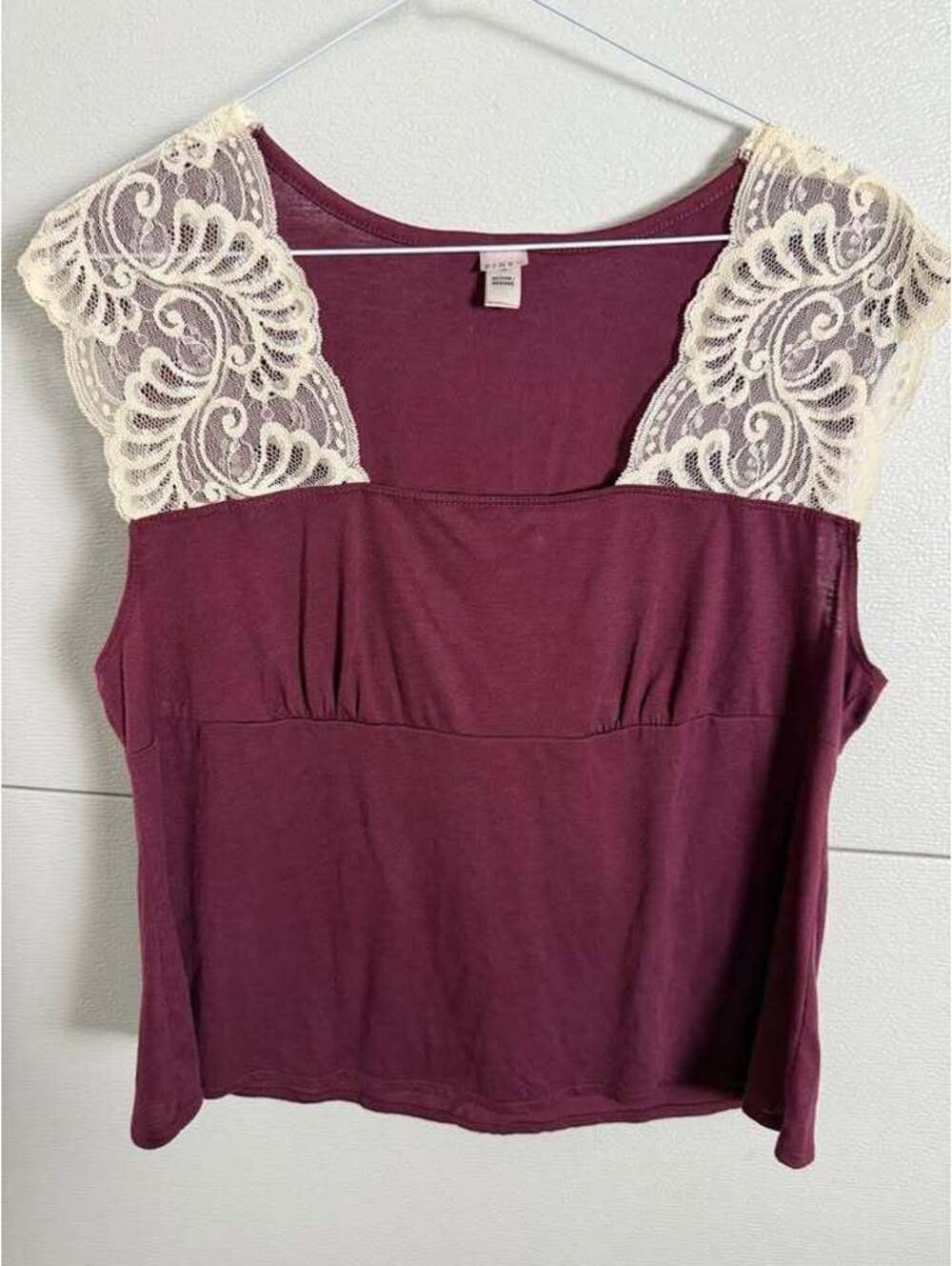 PINK Burgundy y2k Lace Shoulder Tank Top Size Medium